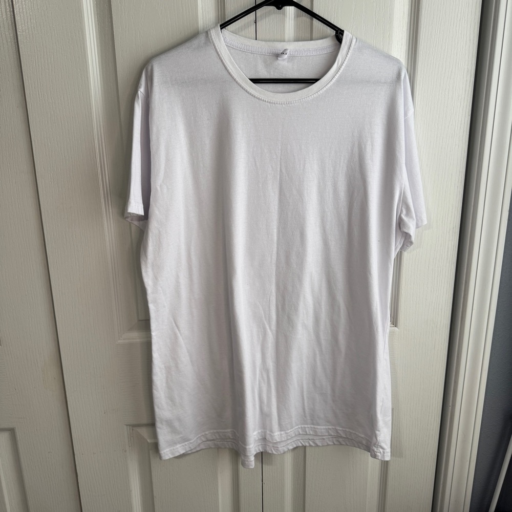 Chicyea white let’s go gym short sleeve tee size XL